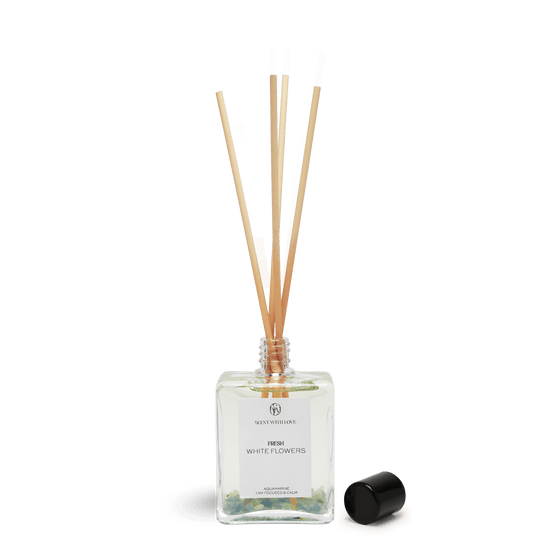 Fresh white flowers diffuser